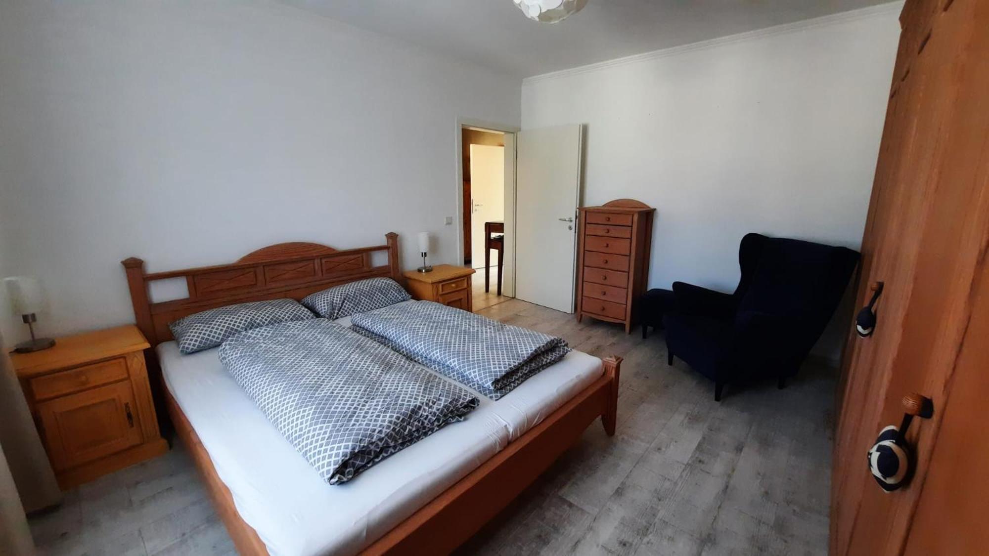 Ruhig Gelegene 2-Zi Fewo, Wallbox, Balkon Essen Buitenkant foto