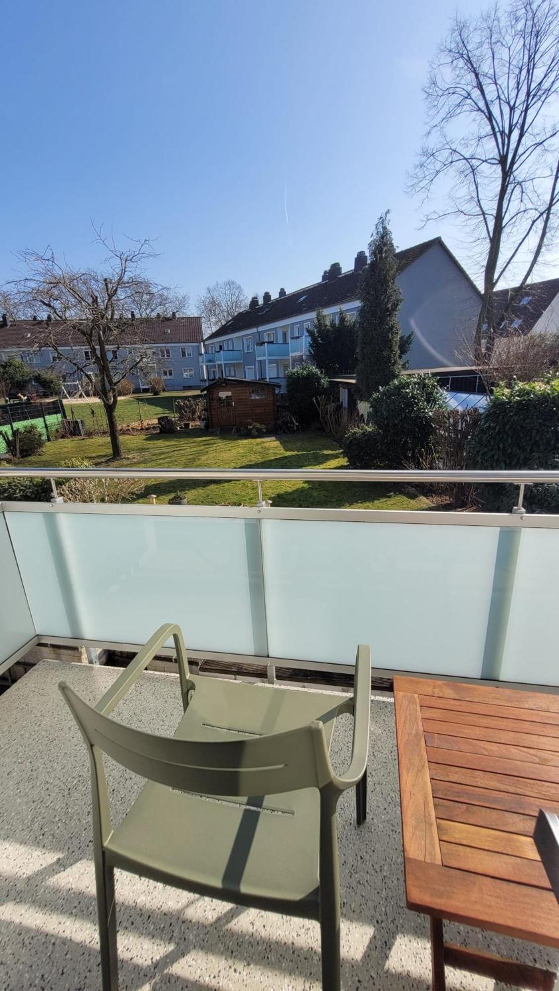Ruhig Gelegene 2-Zi Fewo, Wallbox, Balkon Essen Buitenkant foto